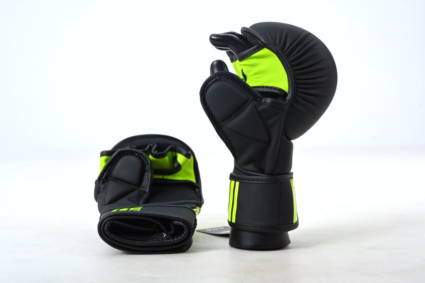 Guard-Fightgear ELITE.W  MMA PU Training Handschoenen